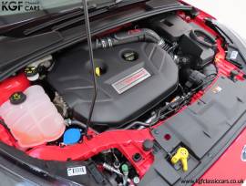 A Delivery Mileage Ford Focus RS Red Edition, Race Red, £ 59,995