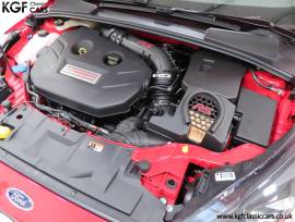 A Delivery Mileage Ford Focus RS Red Edition, Race Red, £ 59,995