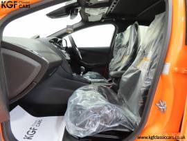 1 of 50 Ford Focus RS Heritage Editions, , Tief Orange, £ 79,795