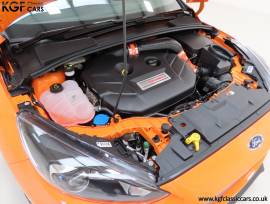 1 of 50 Ford Focus RS Heritage Editions, , Tief Orange, £ 79,795