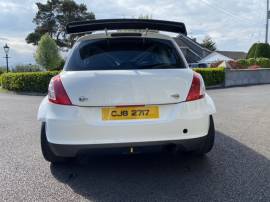 Suzuki swift maxi 2000, Hatchback