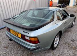 Porsche 944 , Green, £ 18,950 Porsche 944 , Green, £ 18,950