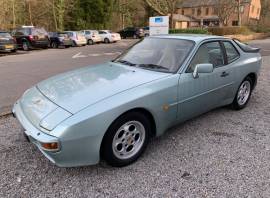 Porsche 944 , Green, £ 18,950 Porsche 944 , Green, £ 18,950