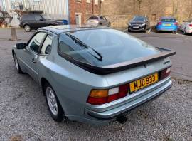 Porsche 944 , Green, £ 18,950 Porsche 944 , Green, £ 18,950