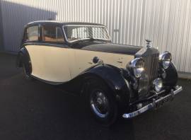 Rolls Royce Silver Wraith , Black/Beige, £ 44,950