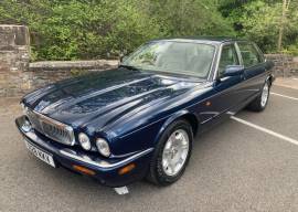 Jaguar sovereign , Blue, £ 7,950