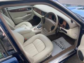 Jaguar sovereign , Blue, £ 7,950