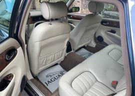 Jaguar sovereign , Blue, £ 7,950