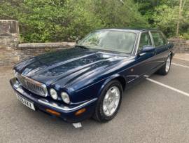 Jaguar sovereign , Blue, £ 7,950