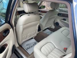 Jaguar sovereign , Blue, £ 7,950