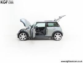 A Tremendous R53 Mini Cooper S , Dark Silver, £ 10,995