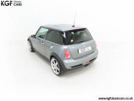 A Tremendous R53 Mini Cooper S , Dark Silver, £ 10,995