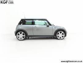 A Tremendous R53 Mini Cooper S , Dark Silver, £ 10,995