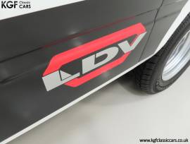 A LDV Convoy 17-Seat Hi-Roof Minibus, DAF White, £ 9,995