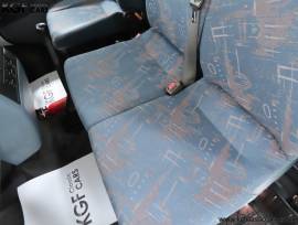 A LDV Convoy 17-Seat Hi-Roof Minibus, DAF White, £ 9,995