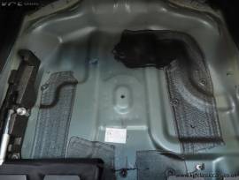 An Opulent Jaguar XKR Convertible with 15655 Miles, British Racing Green, £ 29,995